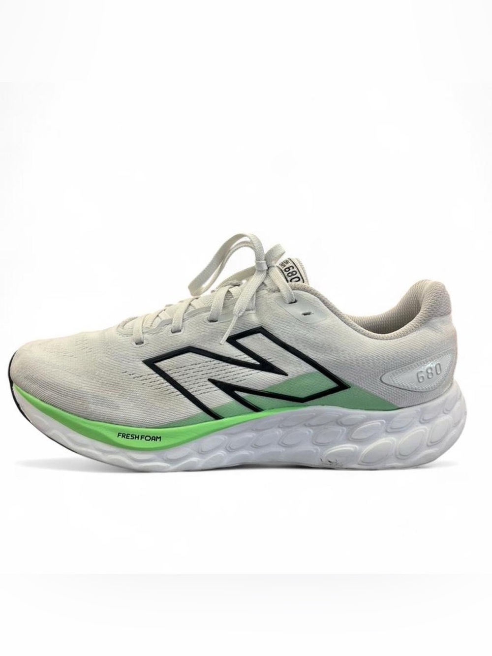 Mens New Balance 680 V8 Running Shoes size 11